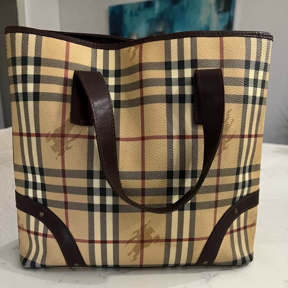 Burberry Handbags - Burberry Full Leather , short handle, Medium size
